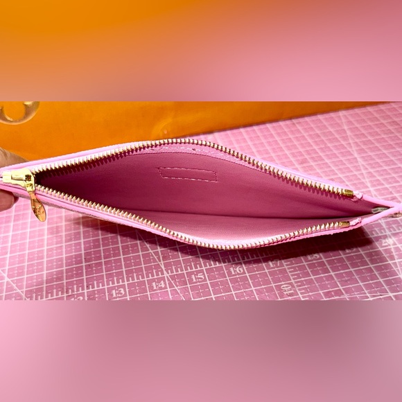 💗 Damier Azure Pink Pochette Leather Wristlet Pouch bag - Picture 7 of 15